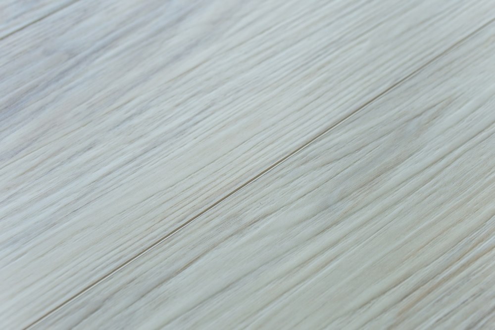 Замковая ПВХ плитка "Art Tile" Клён Жемчужный (1220*152*5 мм) — купить в Сочи