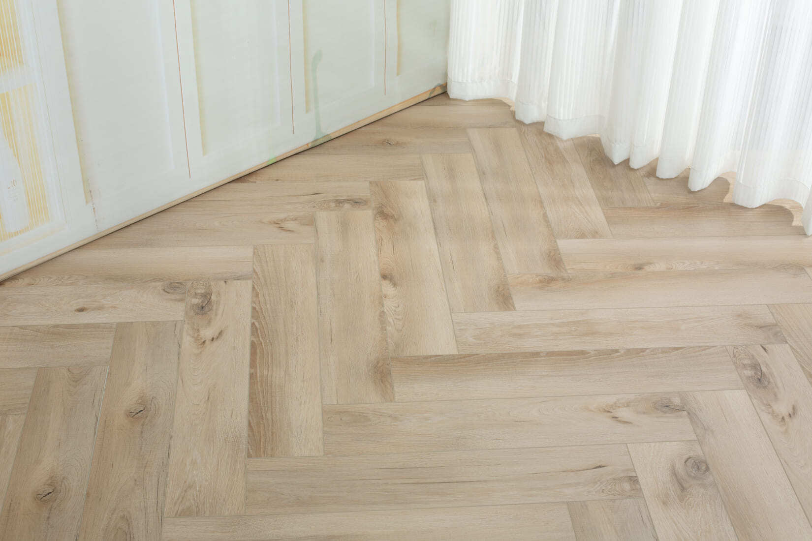 Плитка SPC "OneFloor" 3009 А,В  ЁЛКА (640*128*4 мм) — купить в Сочи