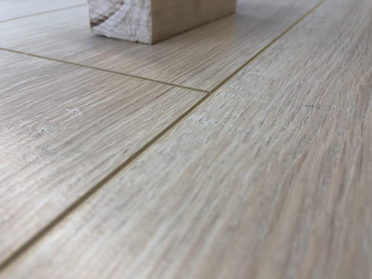 Ламинат "SunFloor" 8/32 4V Дуб Самоа 33 (1380*193*8 мм) — купить в Сочи