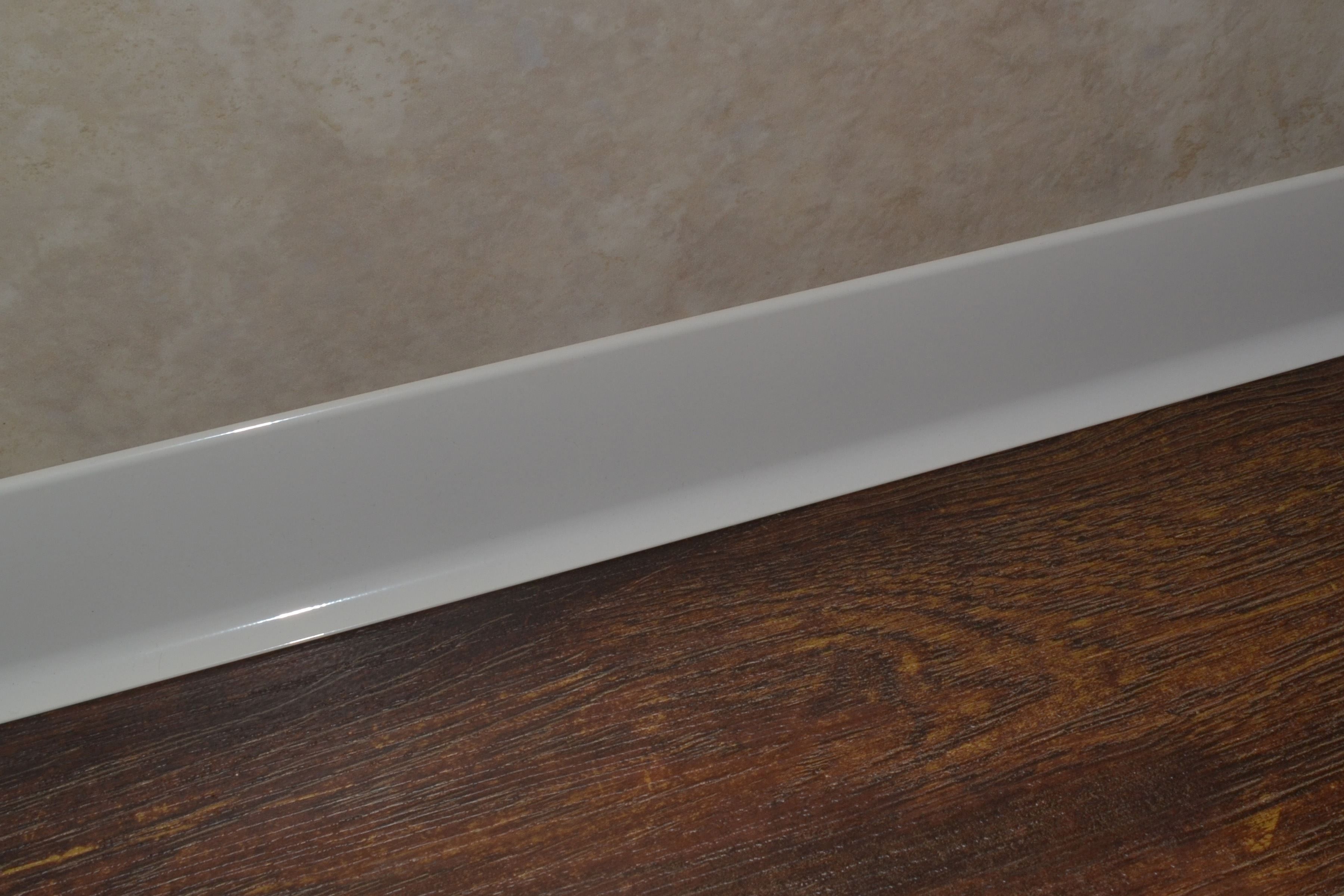 Плинтус алюминиевый L-образный серебристый (2500*11*60 мм) — купить в Сочи