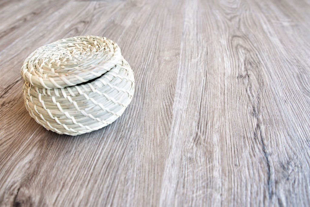 Замковая ПВХ плитка Секвойя Коньячная  (1219*184*3,2мм) — купить в Сочи