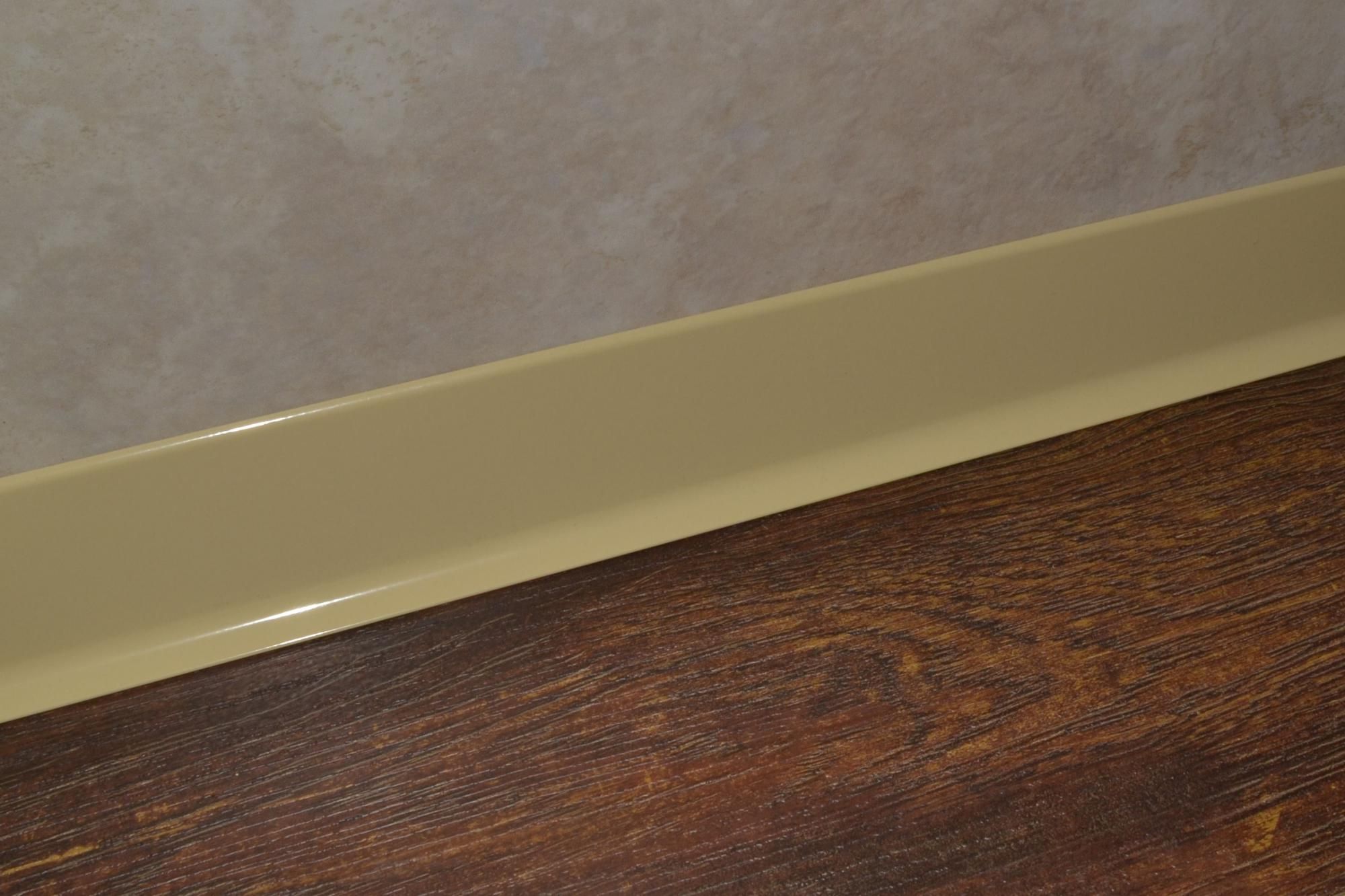 Плинтус алюминиевый L-образный слоновая кость (2500*11*60 мм) — купить в Сочи