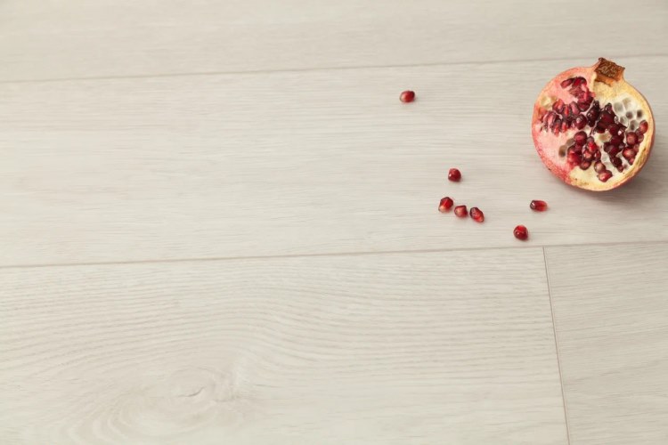 Плитка ПВХ "Bonkeel" Line 101 (1220*183*4 мм) — купить в Сочи