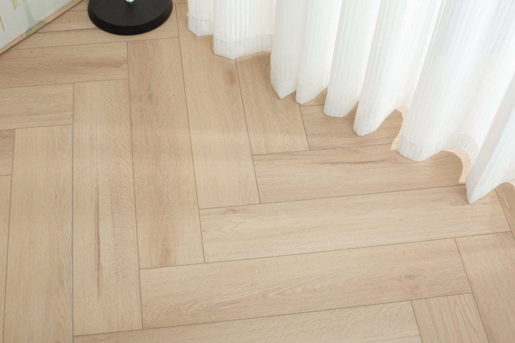 Плитка SPC "OneFloor" 3032 А,В  ЁЛКА (640*128*4 мм) — купить в Сочи