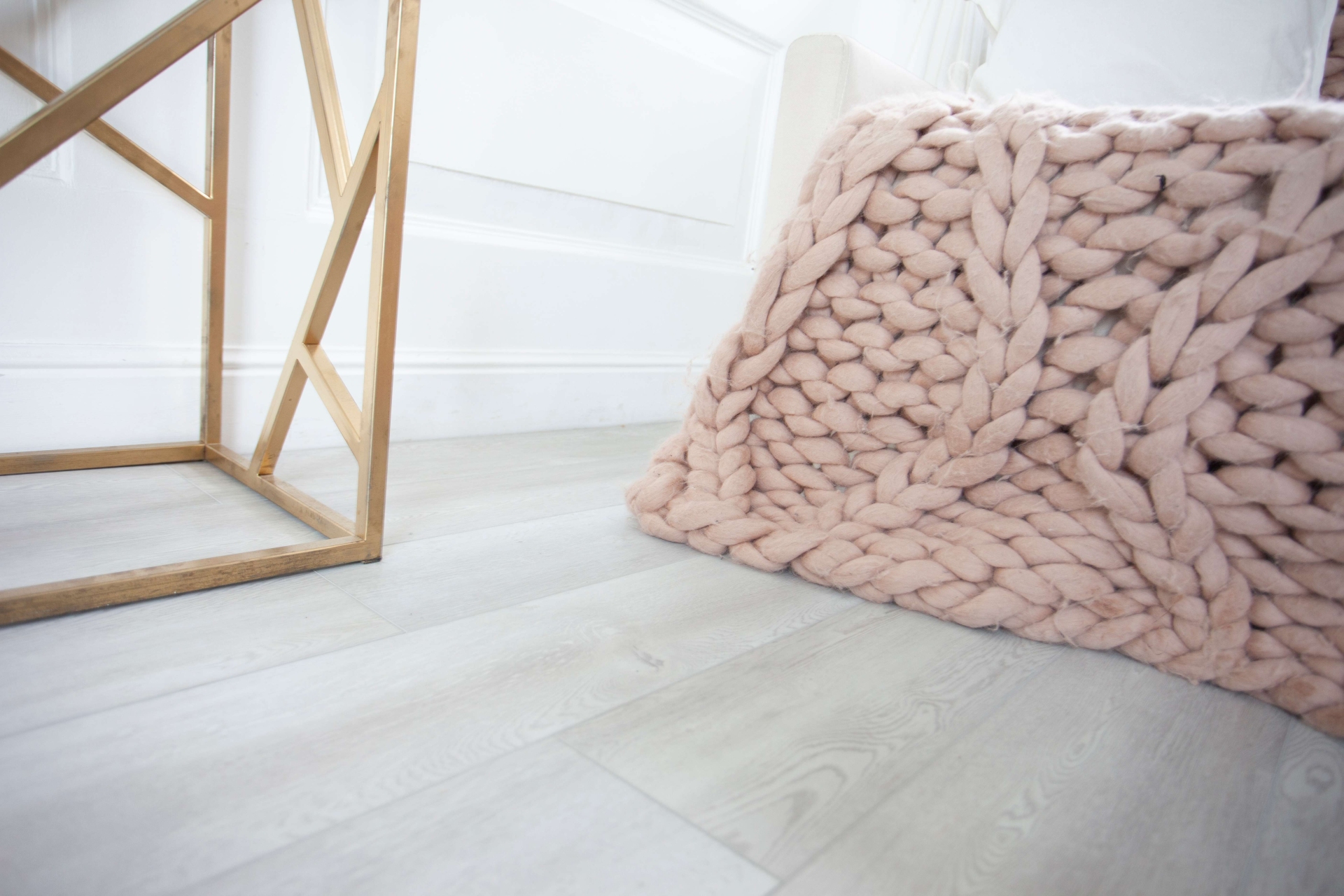 SPC ламинат «Damy Floor» Дуб Зимний (1220*180*4 мм) — купить в Сочи