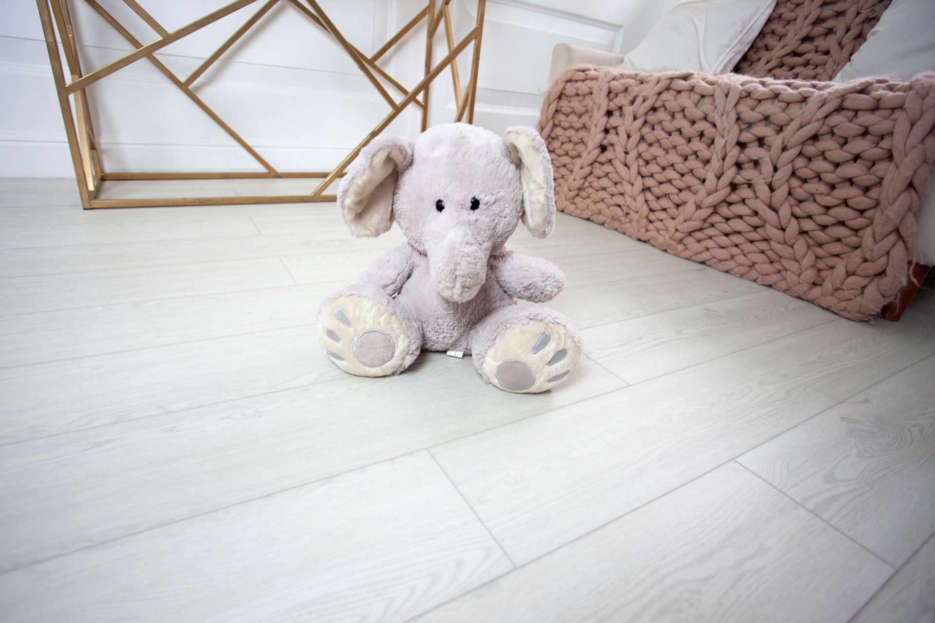 SPC ламинат «Damy Floor» Дуб Светлый (1220*180*4 мм) — купить в Сочи