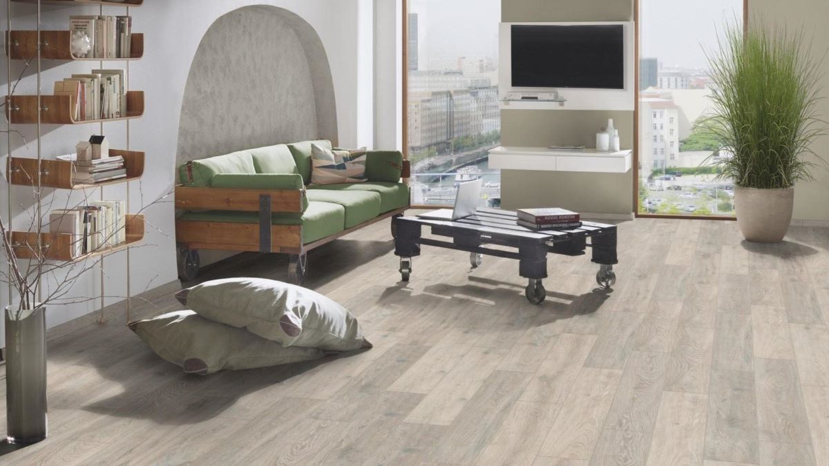 Ламинат "Kronospan" Super Natural Classic Дуб Колорадо 5543 (1285*192*8 мм) — купить в Сочи