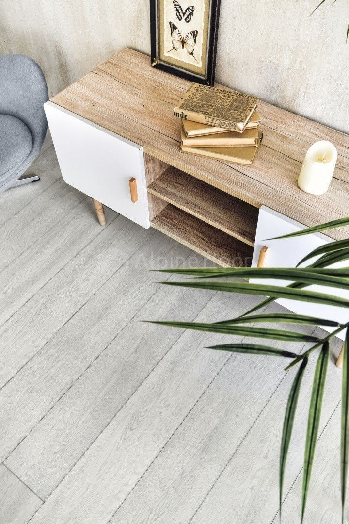 Замковая ПВХ плитка Зимний лес  (1220*183*6мм) — купить в Сочи