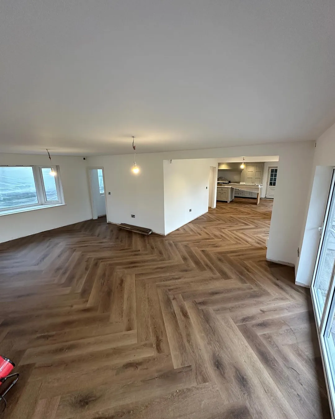 Кварцвиниловая плитка "Invictus" Royal Oak Mocca (406*102*2мм) — купить в Сочи