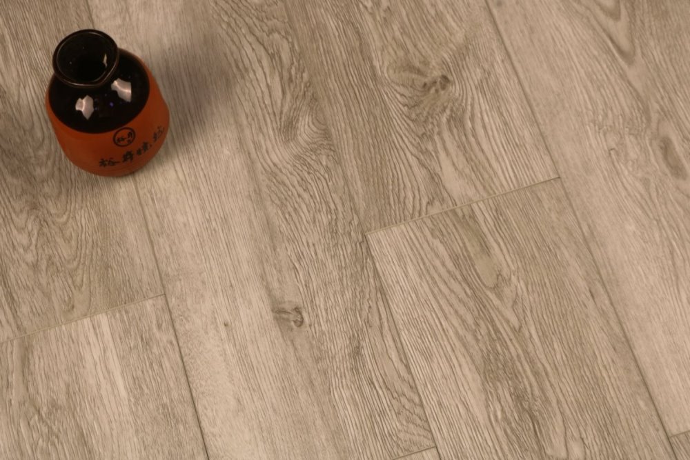 LVT плитка "Profield" Дуб Мадейра (915,4*152,4*2,5 мм) — купить в Сочи