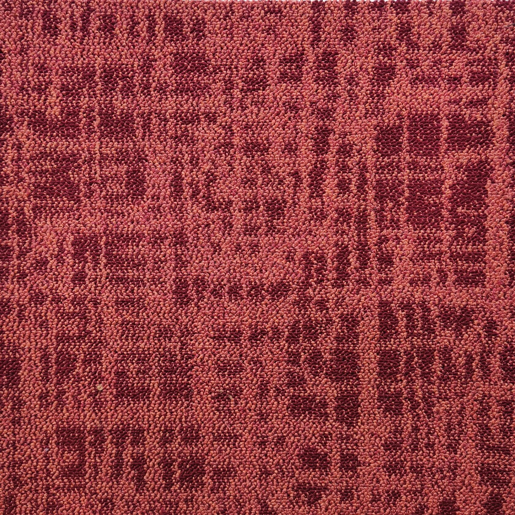 Ковровое покрытие "Bonkeel" Soul One Red (ширина 4м) — купить в Сочи