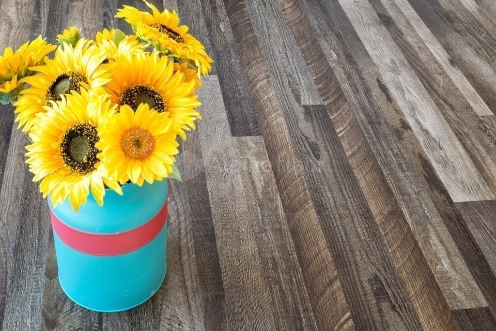 Кварцвиниловая плитка "Alpine Floor" Орех Состаренный  (1219*184*2мм) — купить в Сочи