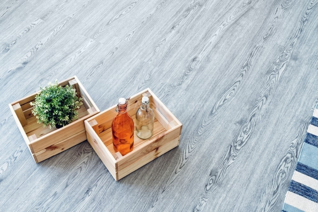 Замковая ПВХ плитка "Alpine Floor" Ясень  (1220*183*4мм) — купить в Сочи