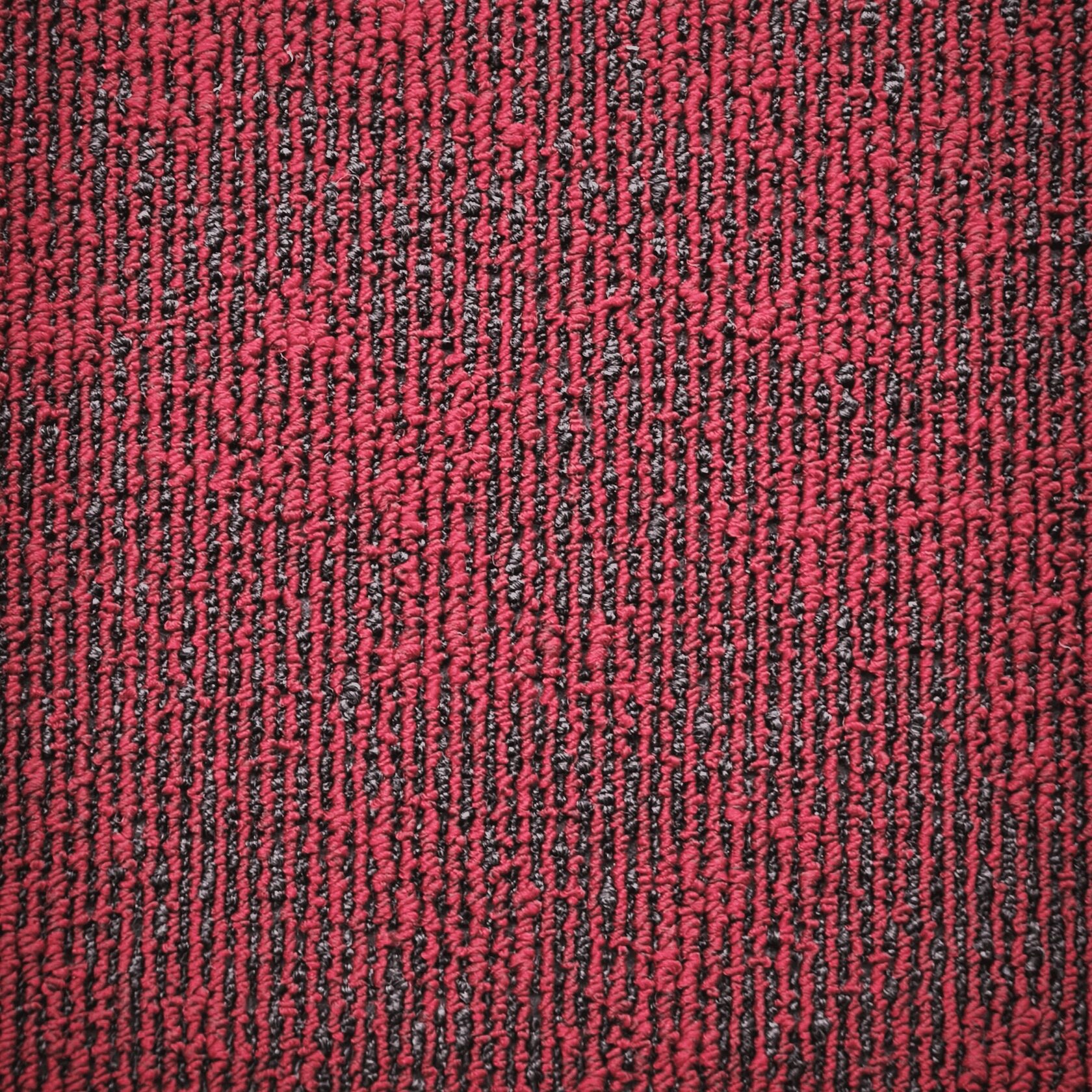 Ковровая плитка "Bonkeel" Sunrise Red (500*500*5 мм) — купить в Сочи