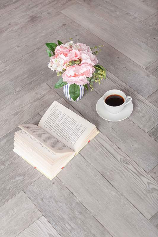 Замковая ПВХ плитка "Aberhof" Carmelita 1687 (615*123*5 мм) — купить в Сочи