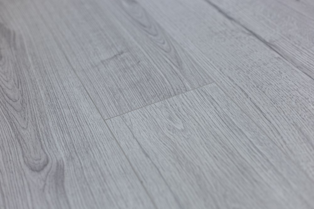 Плитка каменно-полимерная "Art Tile" Дуб Тесей (1220*181*5,5 мм) — купить в Сочи