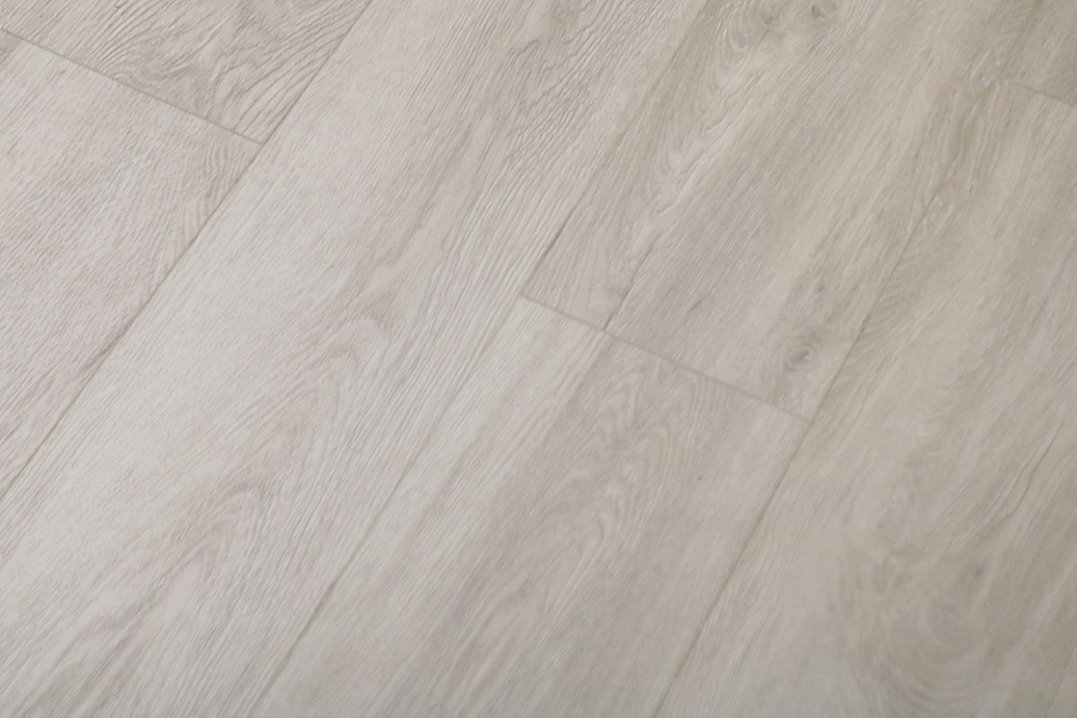 SPC ламинат "Profield" Дуб Кьявари (1220*184*4 мм) — купить в Сочи